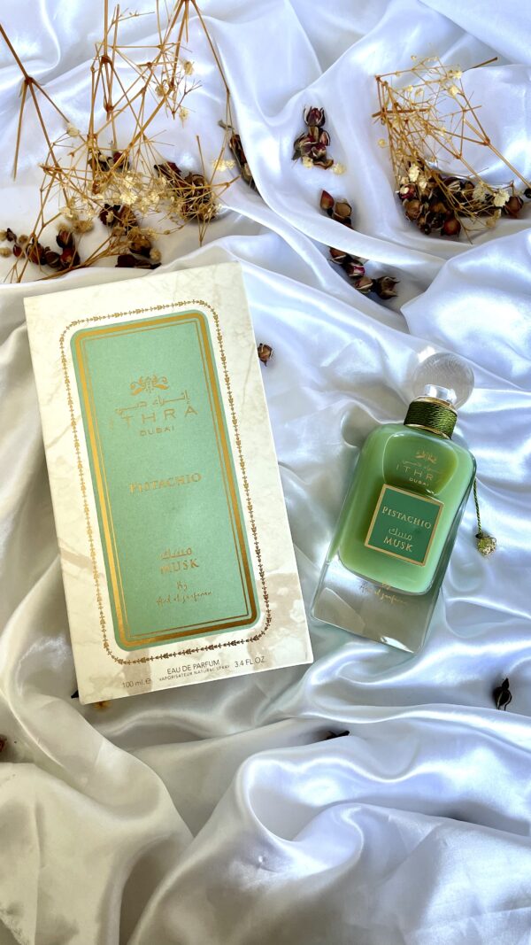 Parfum ithra dubaï pistachio et sa boite